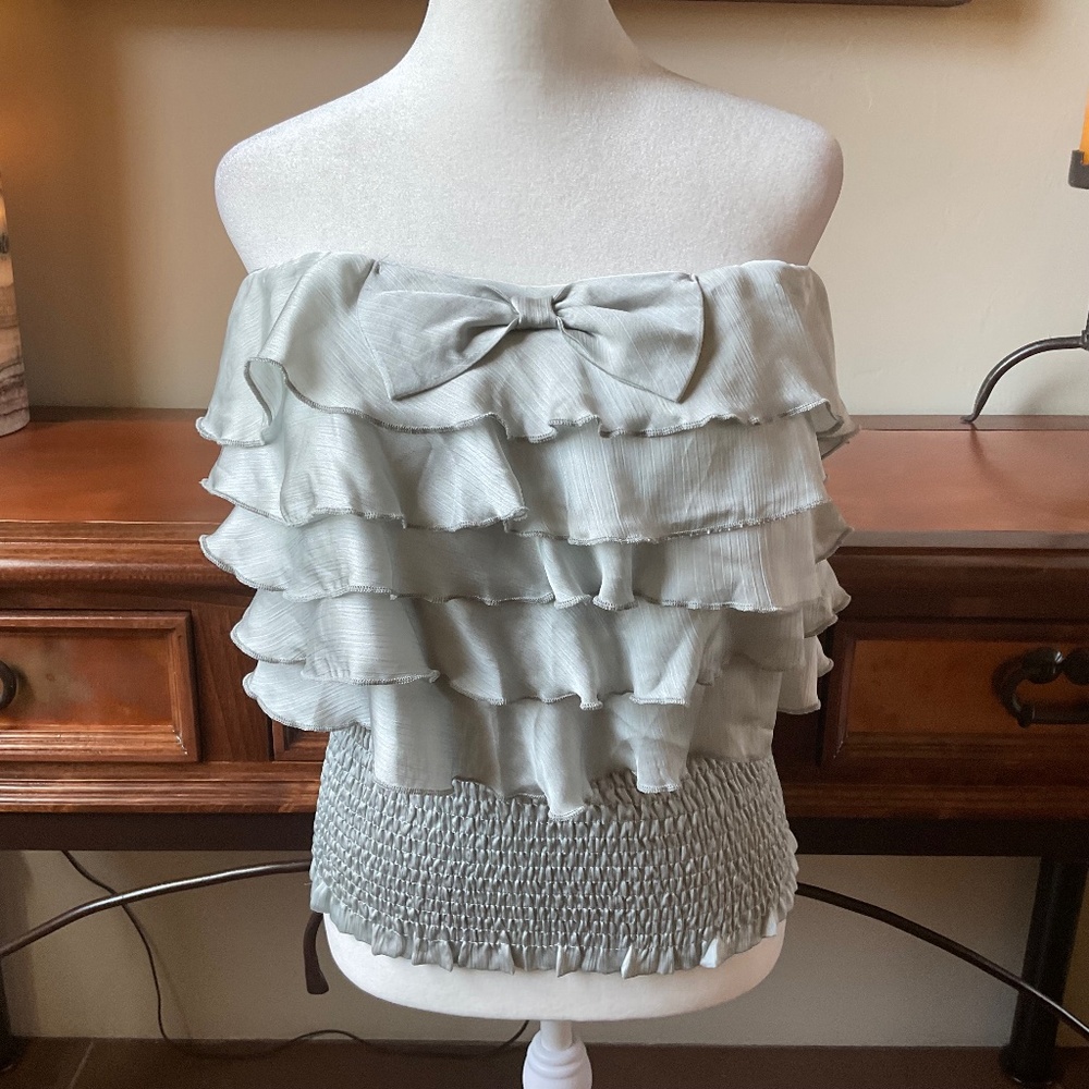 Body Central Ruffled, Sleeveless Halter Top. Silver Size S.